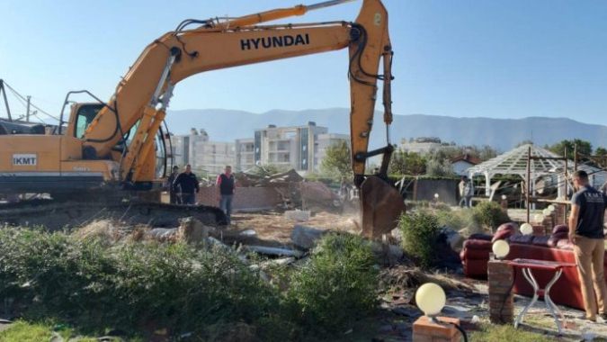 Vijon aksioni i IKMT ne bregdetin e Vlores: 60 objekte do shemben per Lungomare 2